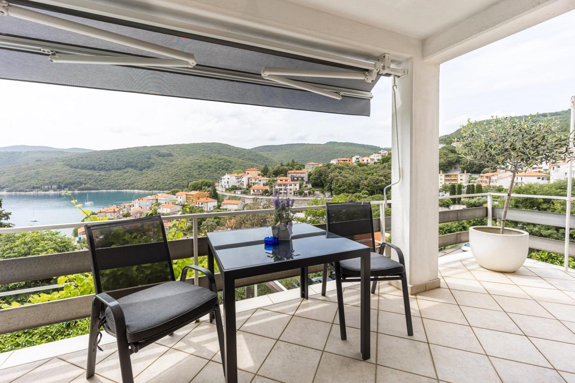 Apartments Sea View Rabac Room photo